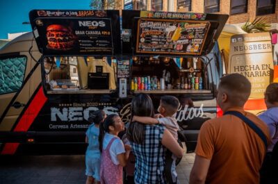 NEOS Craftbeer Burger Cocktail