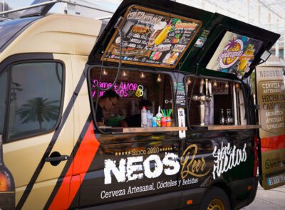 NEOS Craftbeer Burger Cocktail